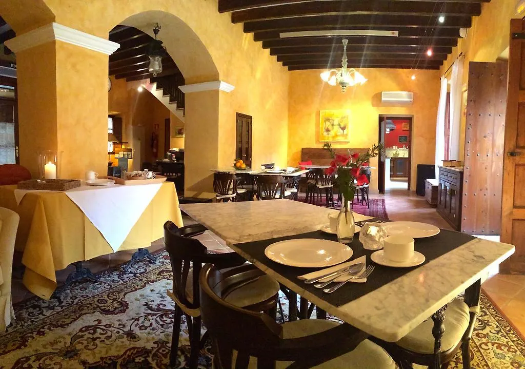 Petit Hotel Alaró