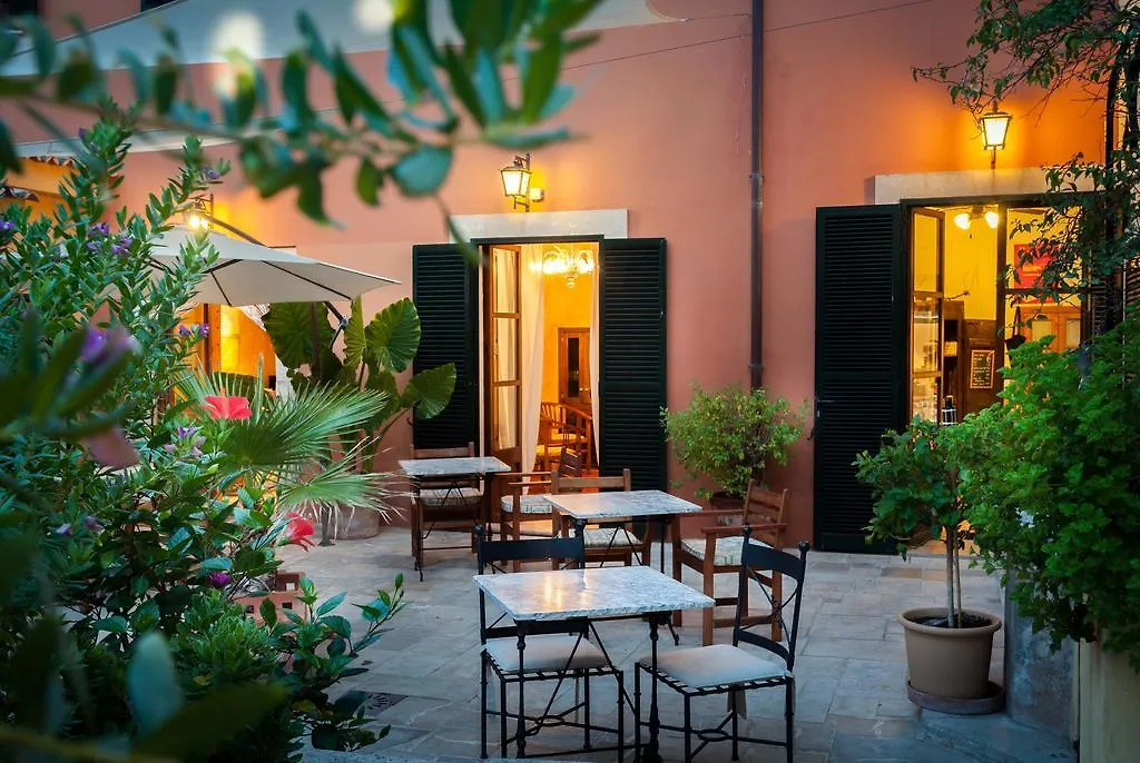 Petit Hotel Alaró